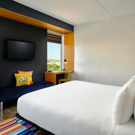 Aloft Miami Doral Hotel Exterior photo